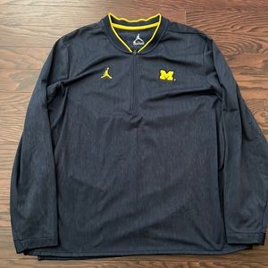 Mens Jordan University of Michigan 1/4 zip light weight jacket. XXL